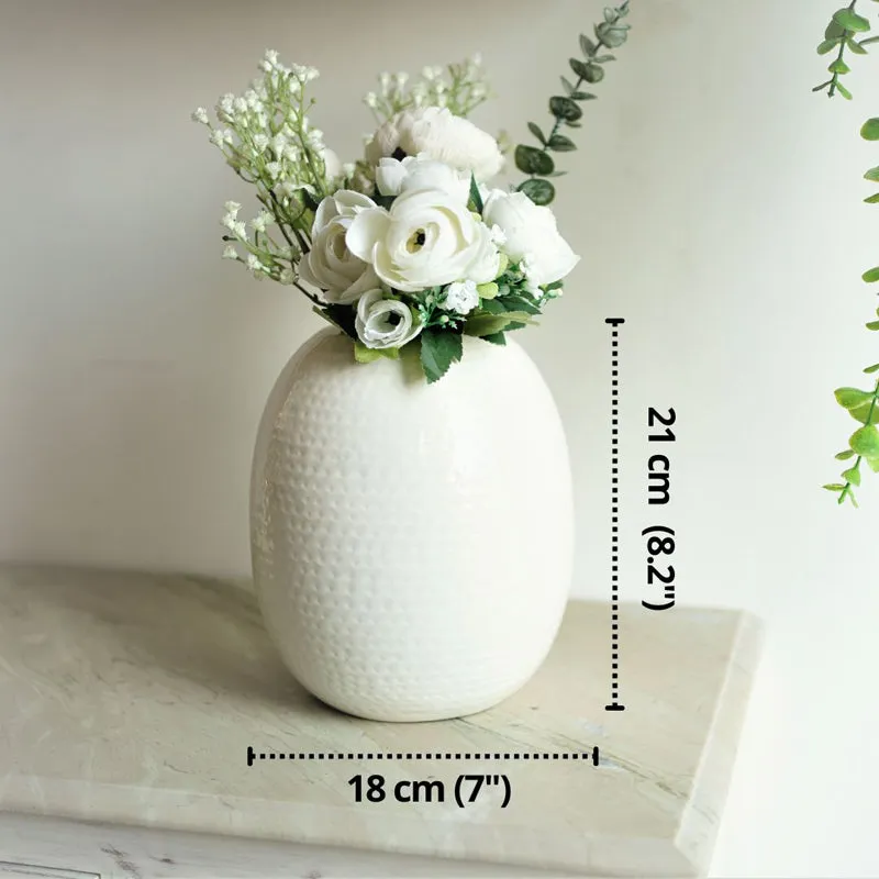 Adya Hammered Oval Vase media 4