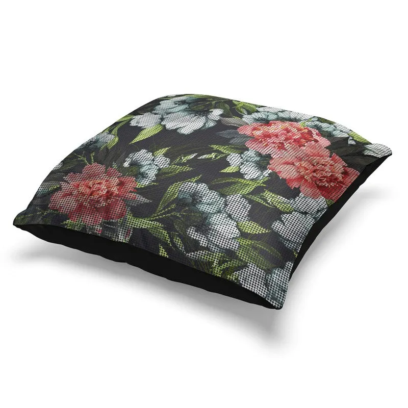 Lorica Cushion Cover media 3