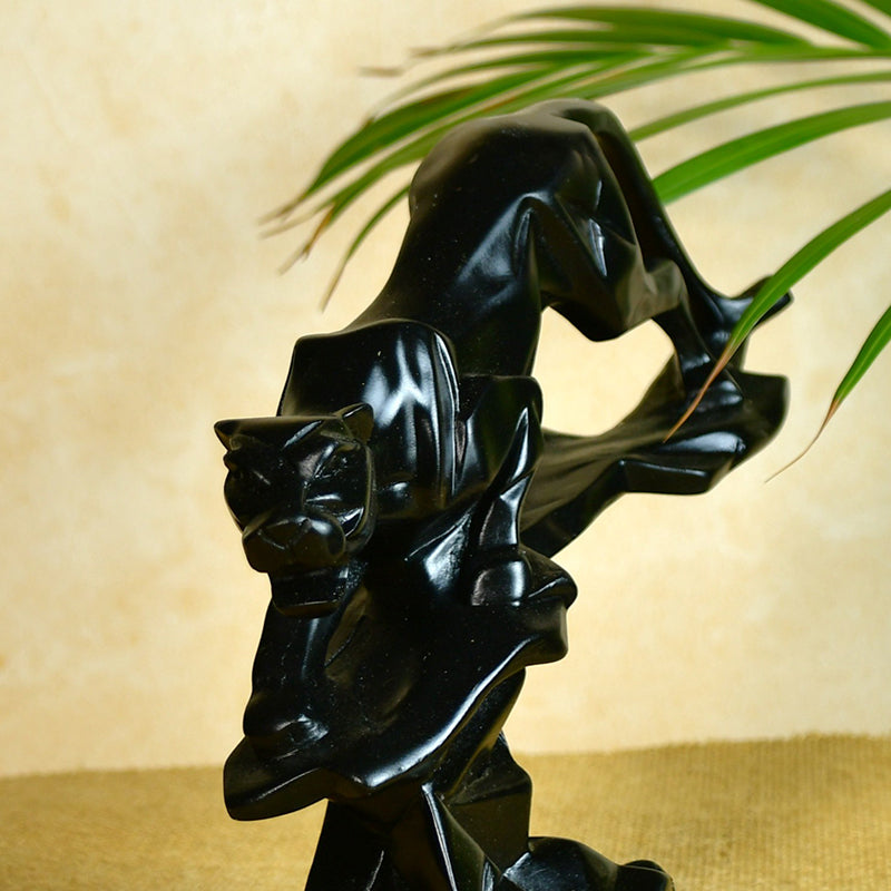 Panther Vista Showpiece media 7