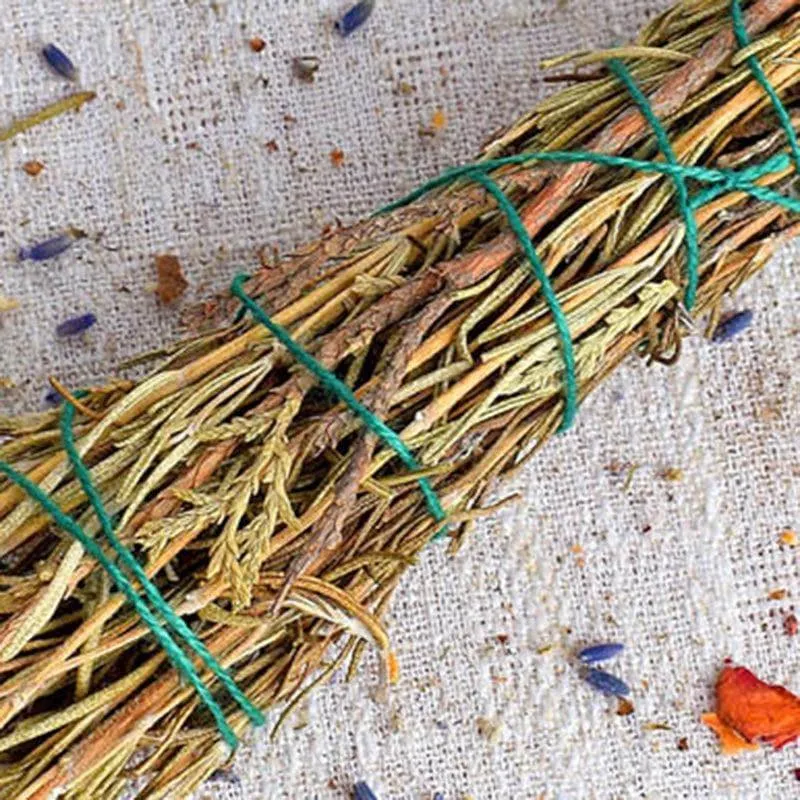 Rosemary And Juniper Healing Smudge Wand media 3