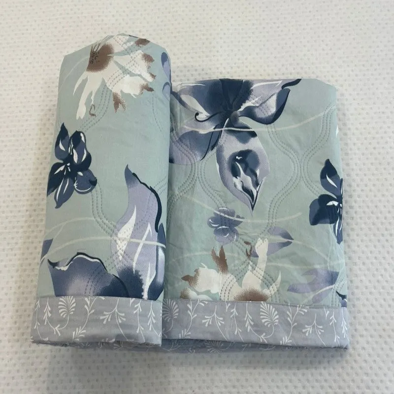 Neo Floral Cotton Comforters - 300 GSM media 5