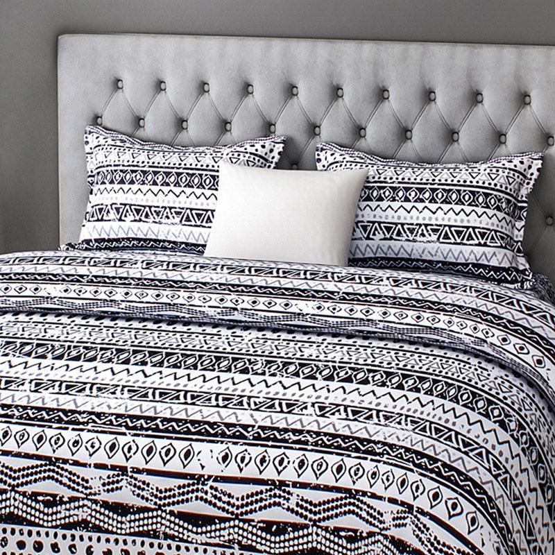 Aztec Plaza Printed Microfiber Bedsheet Old - 130 GSM media 3