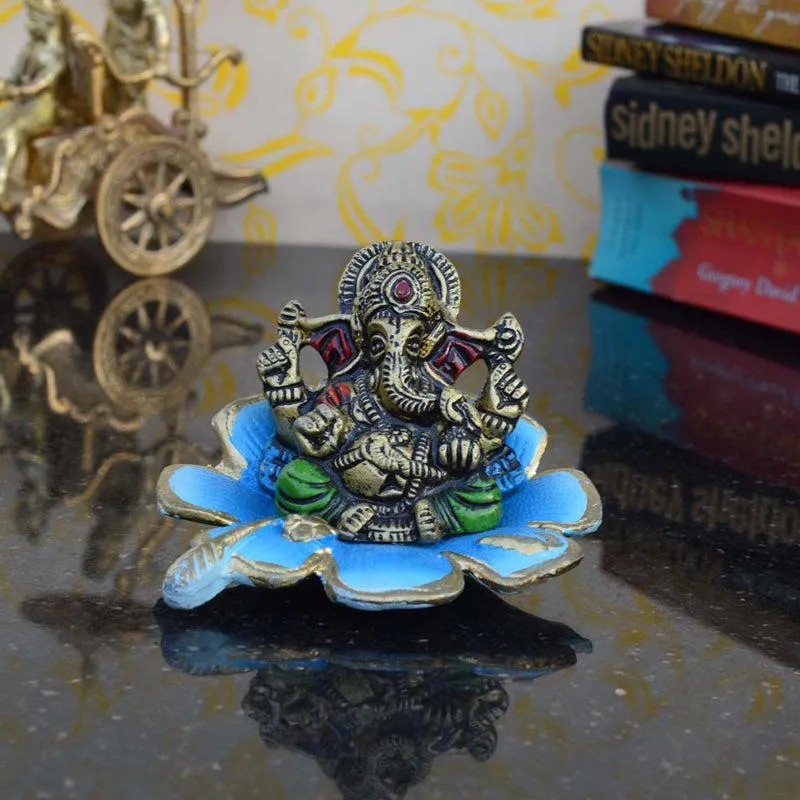 Ganesha On Blue Leaf Idol media 1