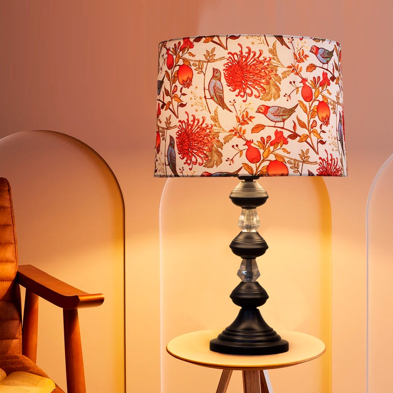 FeatherShine Metal Table Lamp