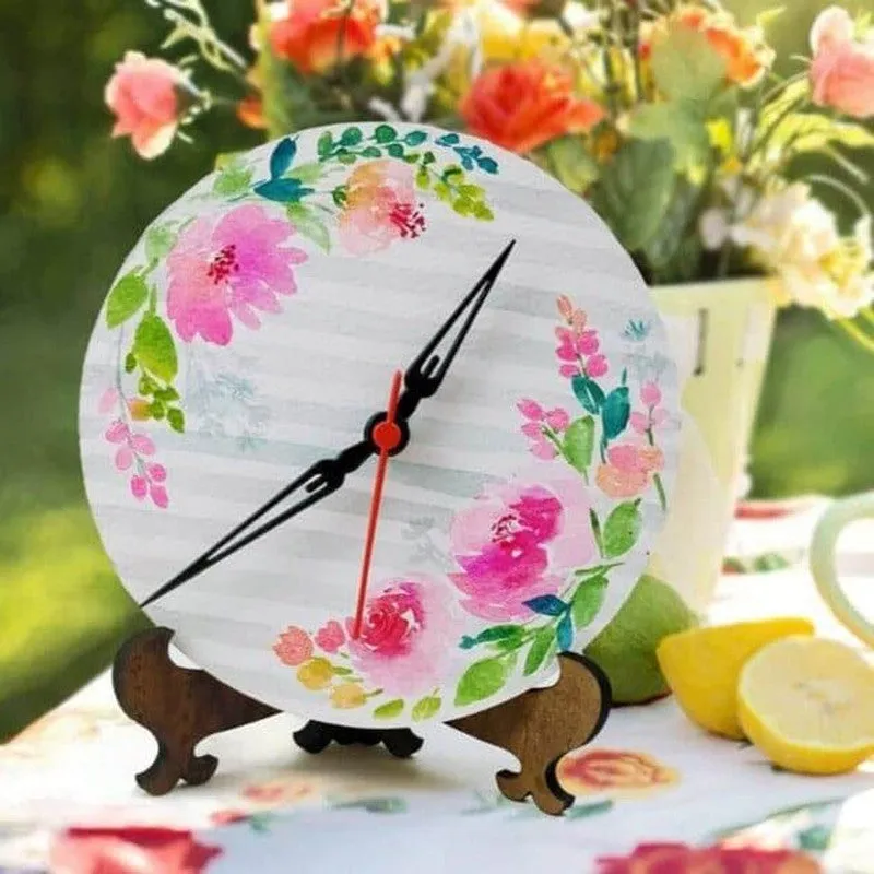 Nera Strip Flora Handpainted Table Clock media 1