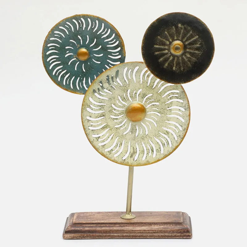 Daniyar Flora Showpiece media 3