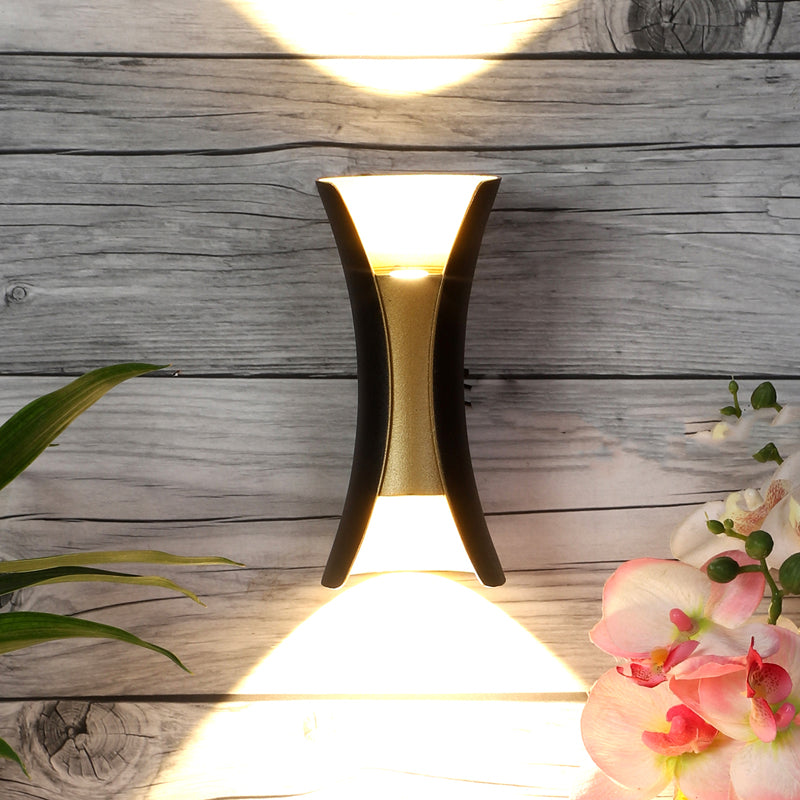Korra Aluminium Wall Lamp