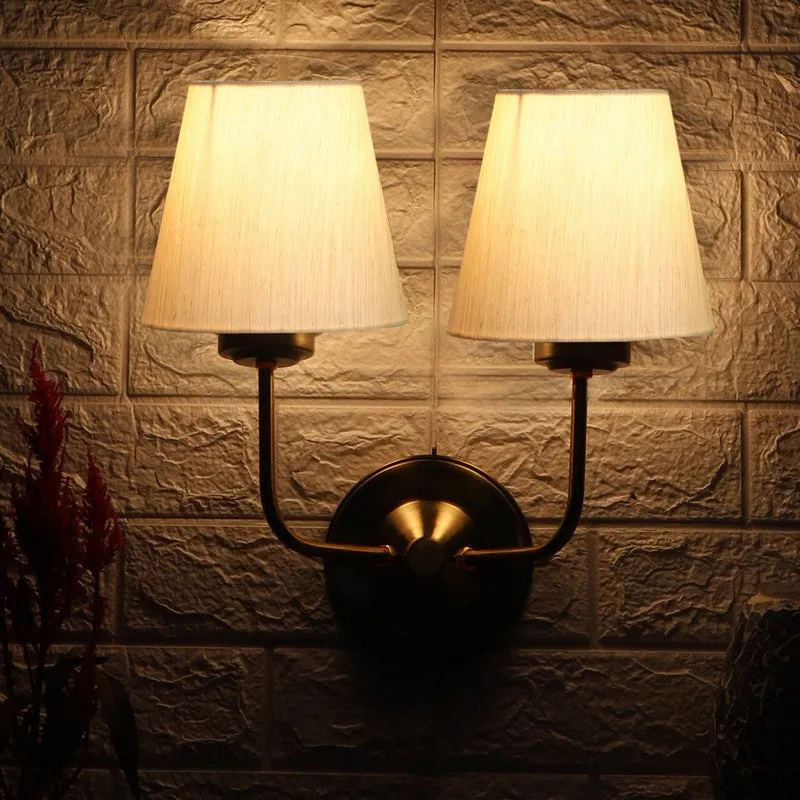 Lumoire Duo Cone Metal Wall Lamp - Beige media 4