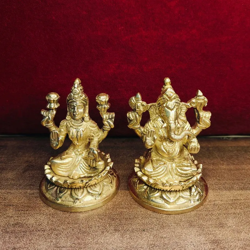Lakshmi Ganesh Brass Showpiece - Gold media 6