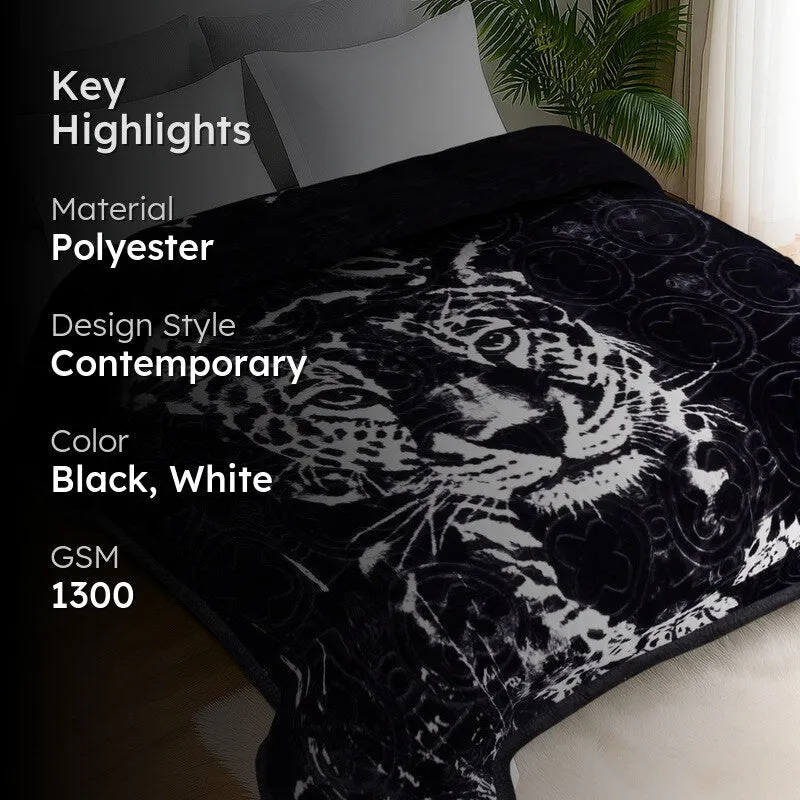 Obsidian Roar Blanket - 1300 GSM media 2