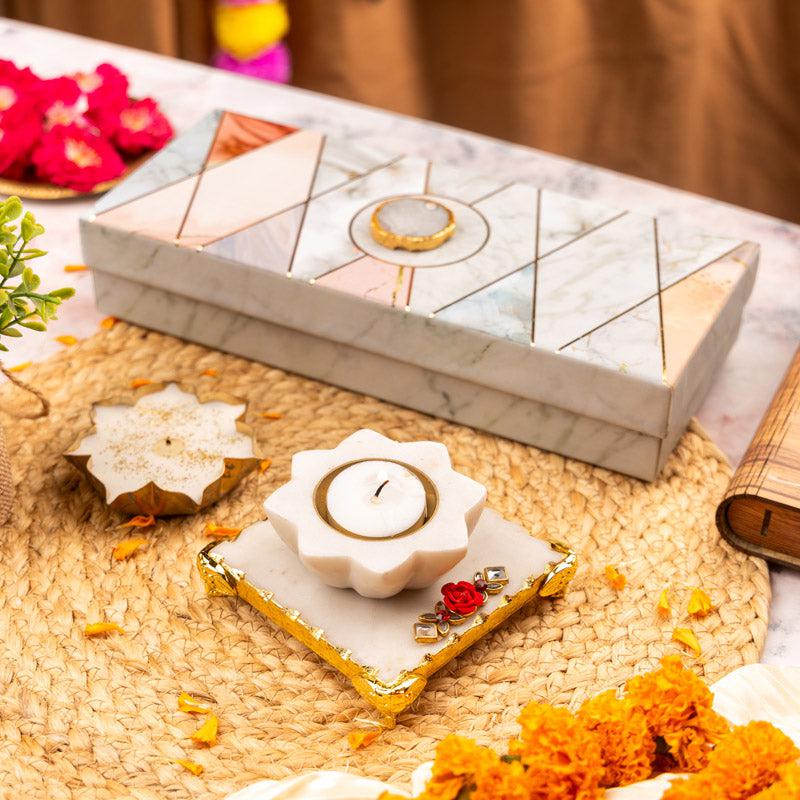 Athviya Marble Gift Box - White media 3