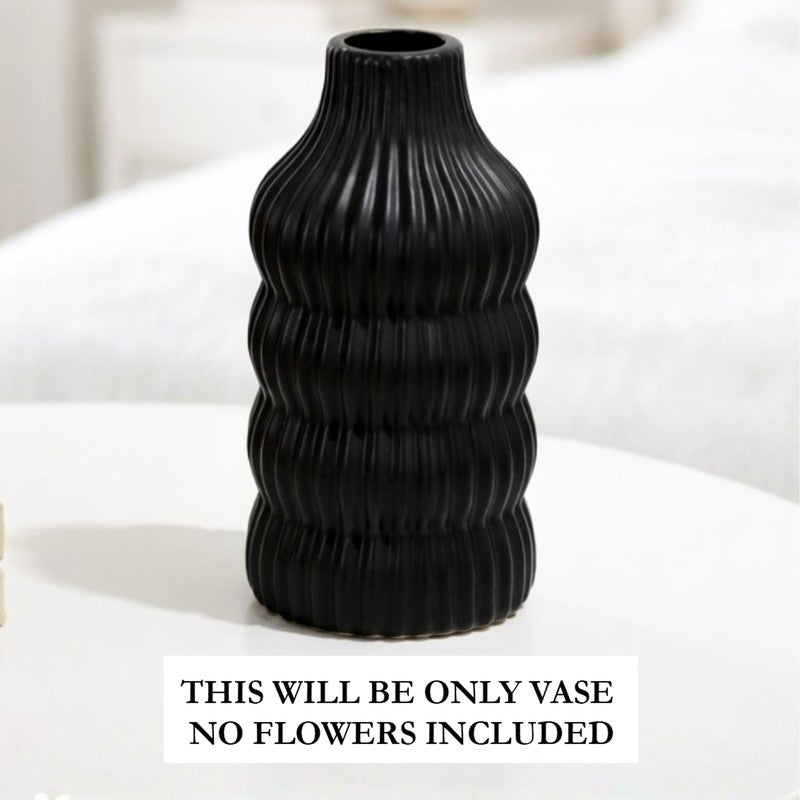 Gaama Ceramic Vase - Black media 4