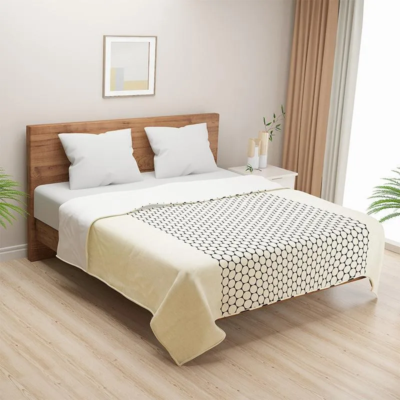 Swayam Nora Geometric Cotton Dohar - 110 GSM media 1