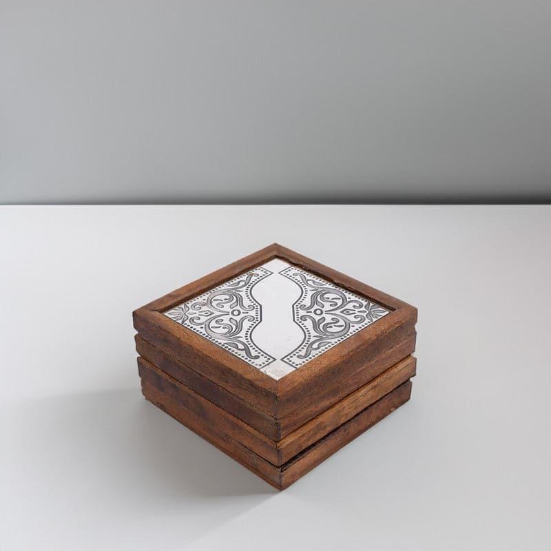 Wood · Metal
