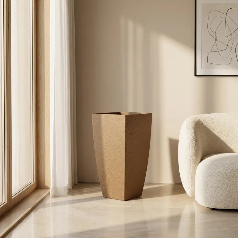 Obsidian Bloom Planter - Brown media 1
