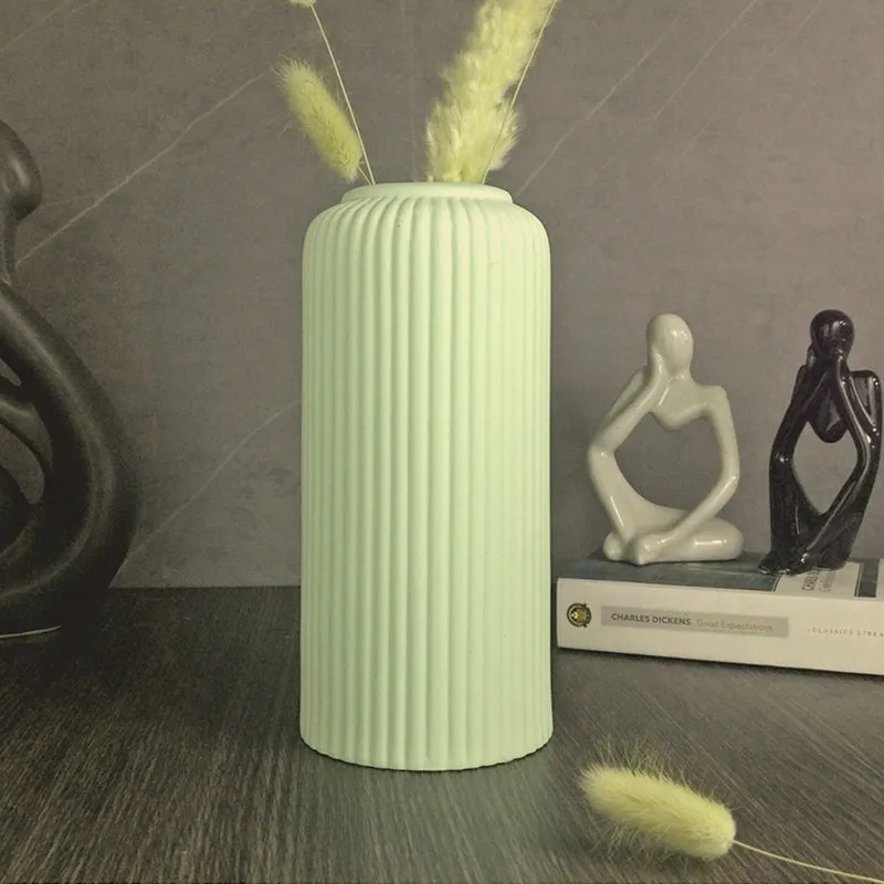 Harmona Ceramic Vase - Light Green media 3