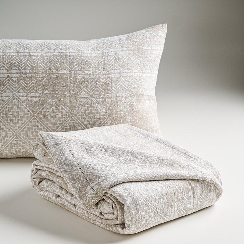 Nordic Calm Bed Cover - Beige media 3