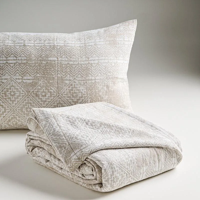 Nordic Calm Bed Cover - Beige media 3