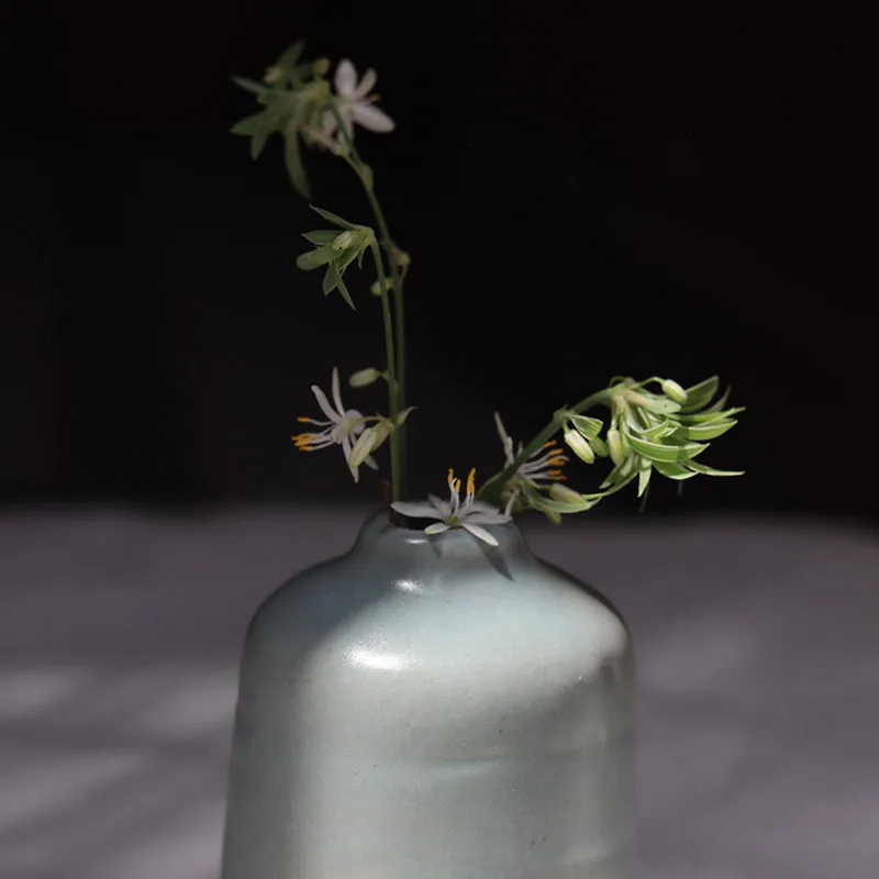 Carmelina Ceramic Vase - Grey media 5