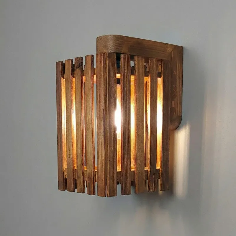 Nymphe Wooden Wall Lamp media 6