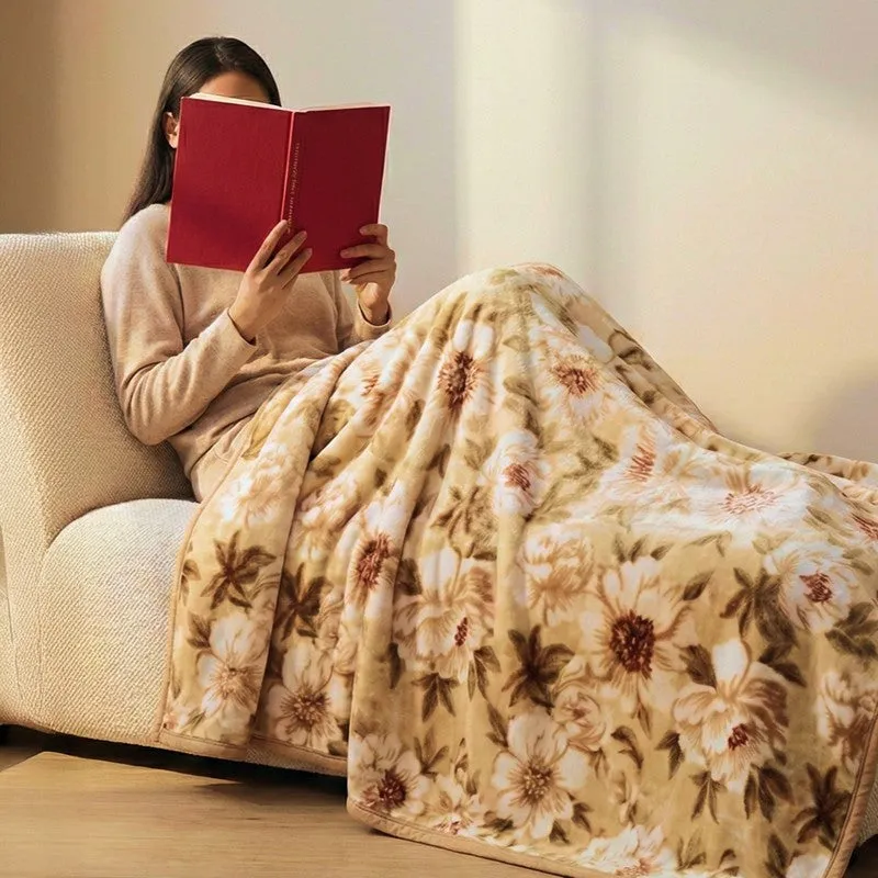 DIANA light weight Cloudy Mink Blanket - Beige media 4