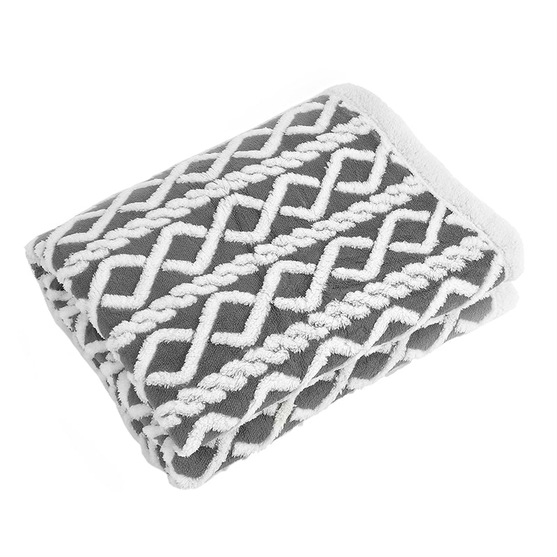 Oriella Geomatric Faux Fur Blanket (Grey)  - 210 GSM media 5
