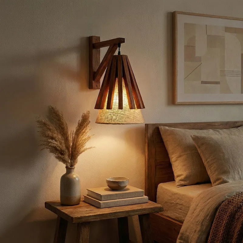 StripePulse Wooden Wall Lamp - Brown media 1