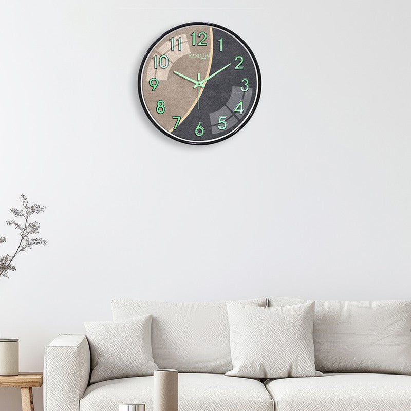Ombren Round Modern Plastic Wall Clock - Grey
