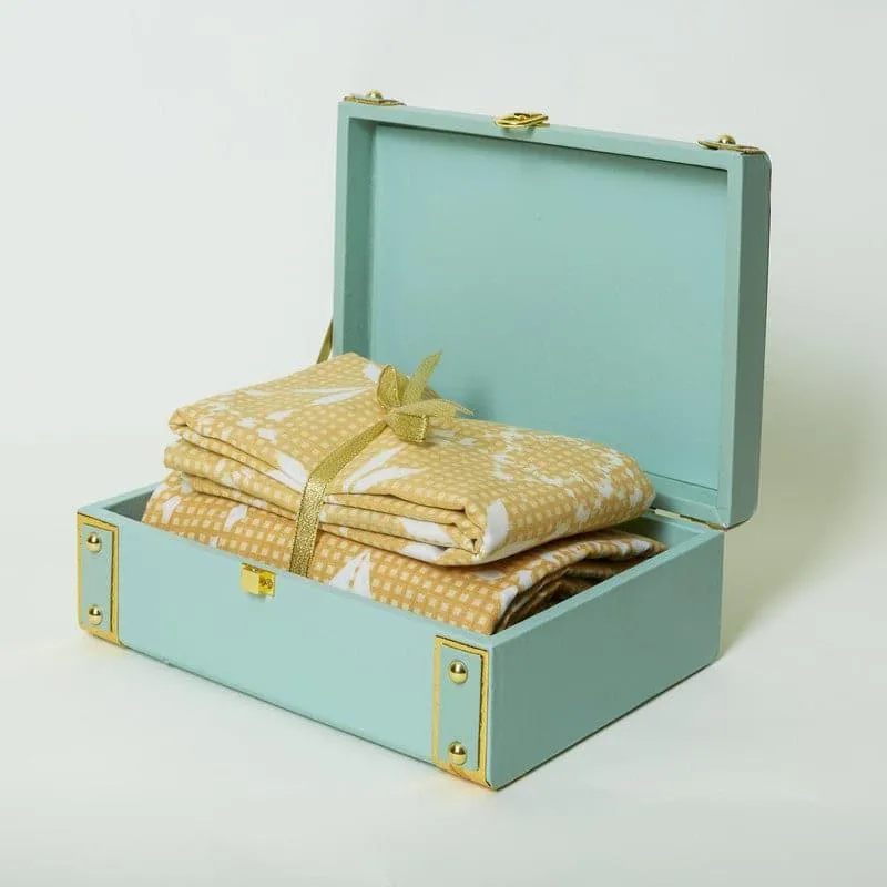Swayam Streek Bedsheet Gift Set media 3
