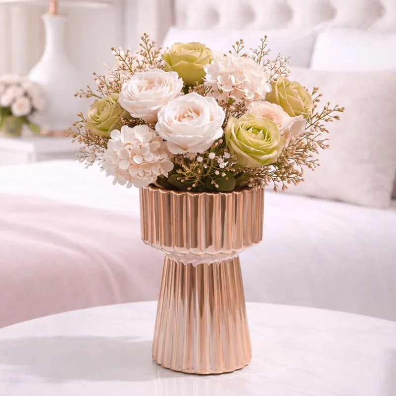 Artistic Impression Vase media 1
