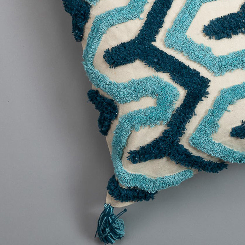 Braidlane Tufted Cushion Cover media 4