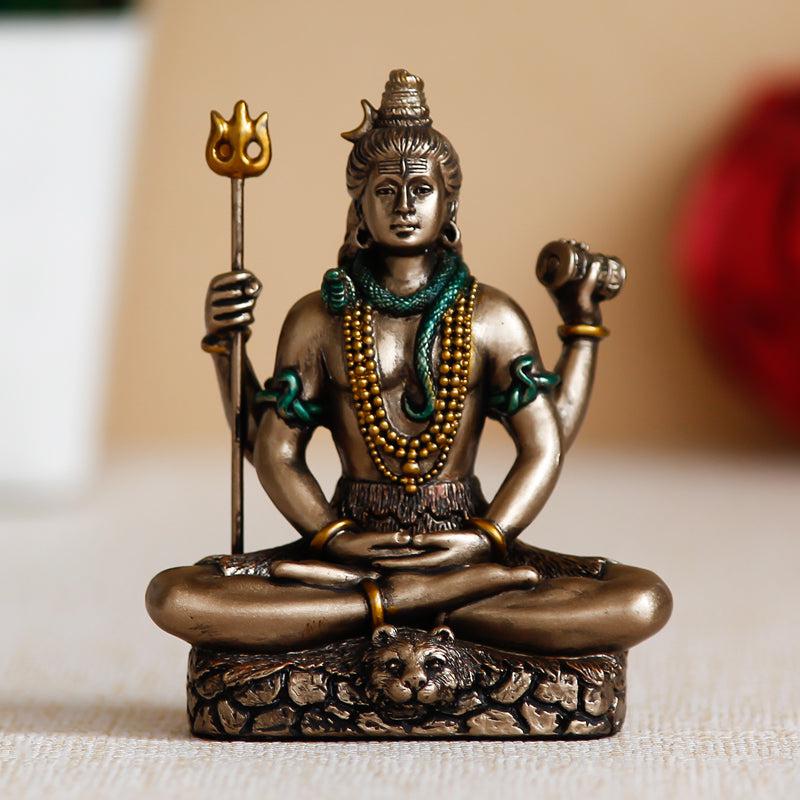 Threads Of Trust Rakhi Gift Box media 4
