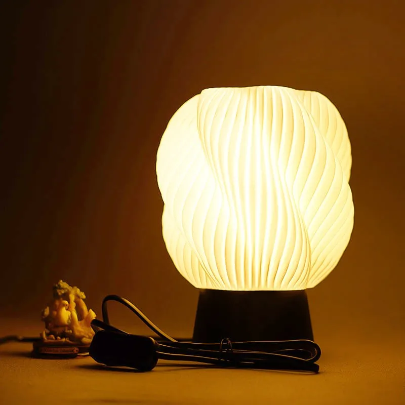 Flora Beam 3D Printed Table Lamp - White,Black media 1
