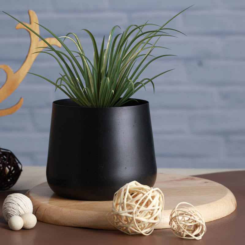 Melva Handcrafted Planter - Black media 6