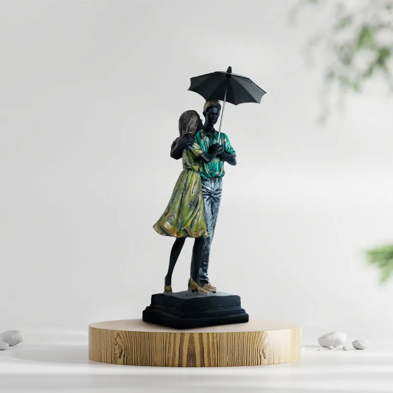 Couple In Rain Showpiece media 1