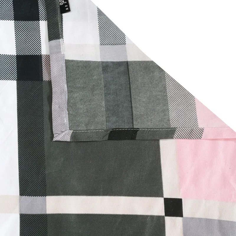 Sayuri Table Cover media 6