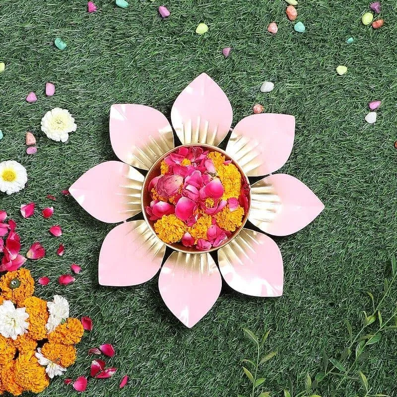 Pink Kamal Phool Urli media 1
