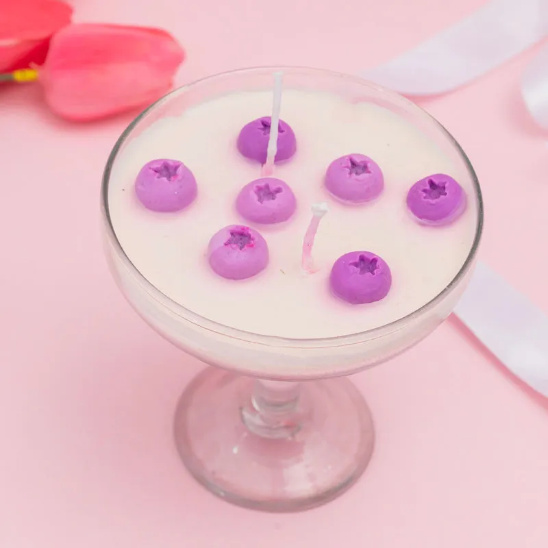 Blueberry Bliss Scented Candle - Lavender media 4