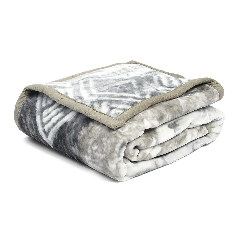Monte Carlo Mystic Mist Blanket - 900 GSM media 6
