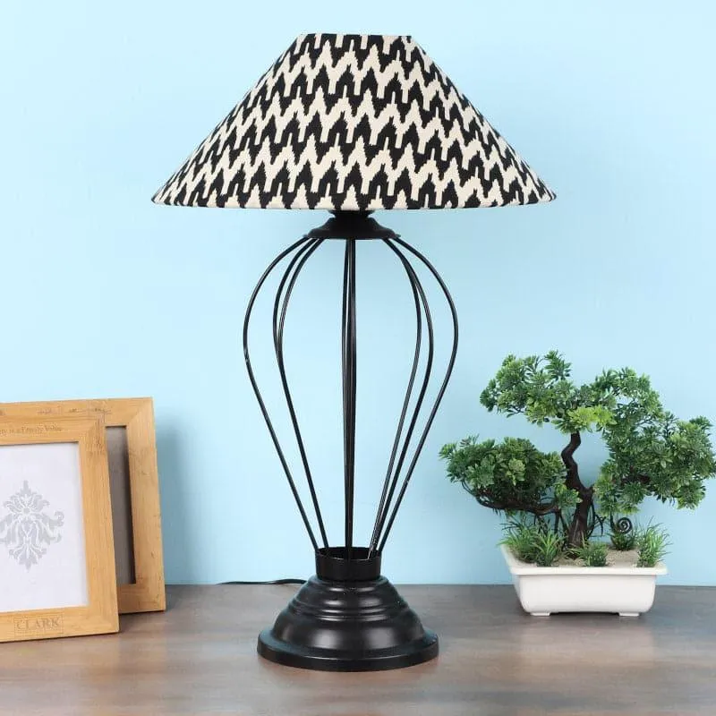 Chevronic Maximus Fabric Table Lamp - Black,White media 3