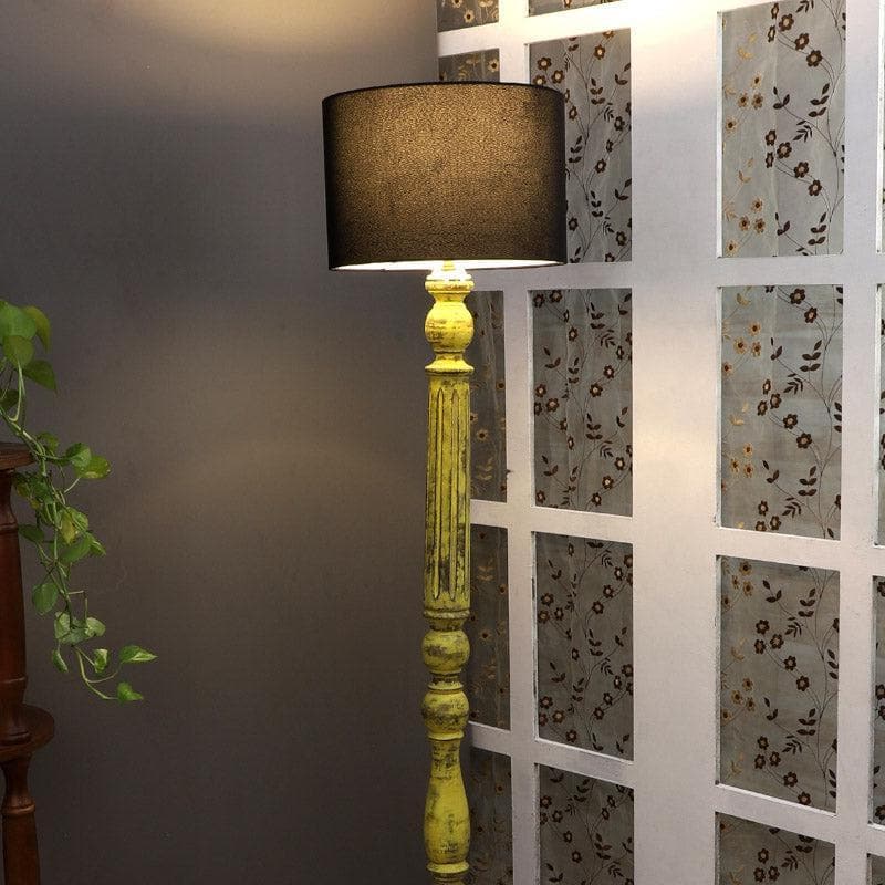 Brodo Floor Lamp - Black