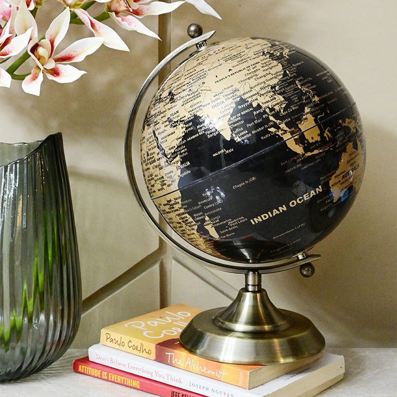Around The Globe Showpiece - Gold media 5