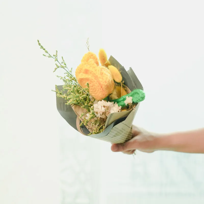 Knot & Petal II Crochet Flower Bouquet media 5