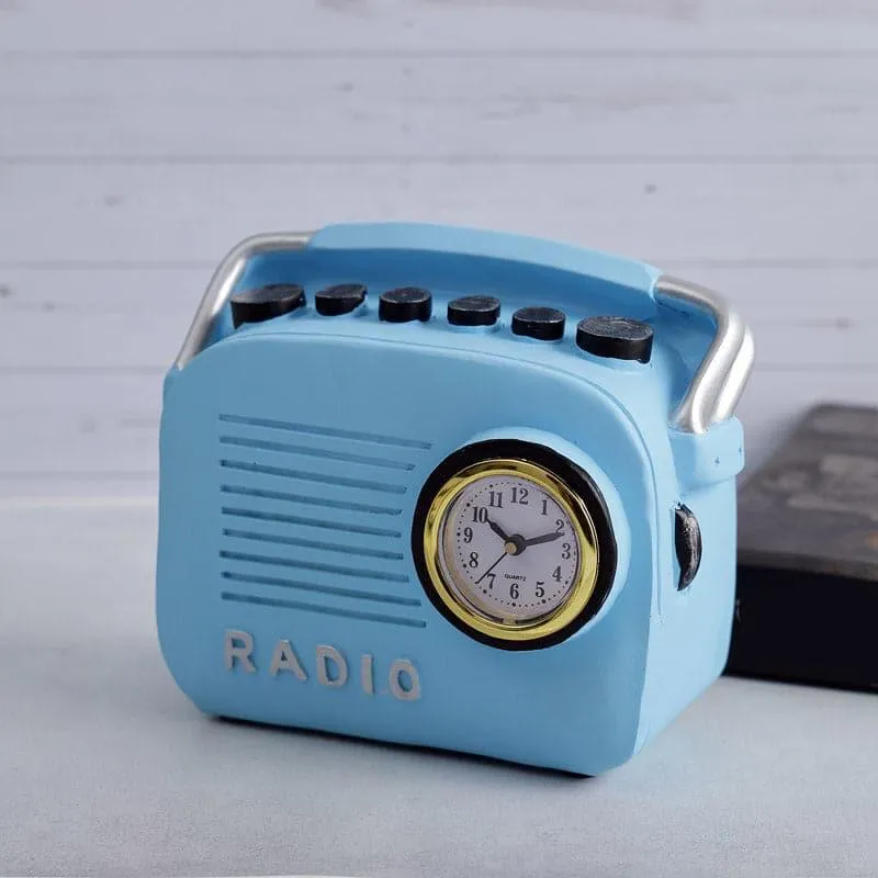 Radio Cheer Resin Table Clock - Blue media 3