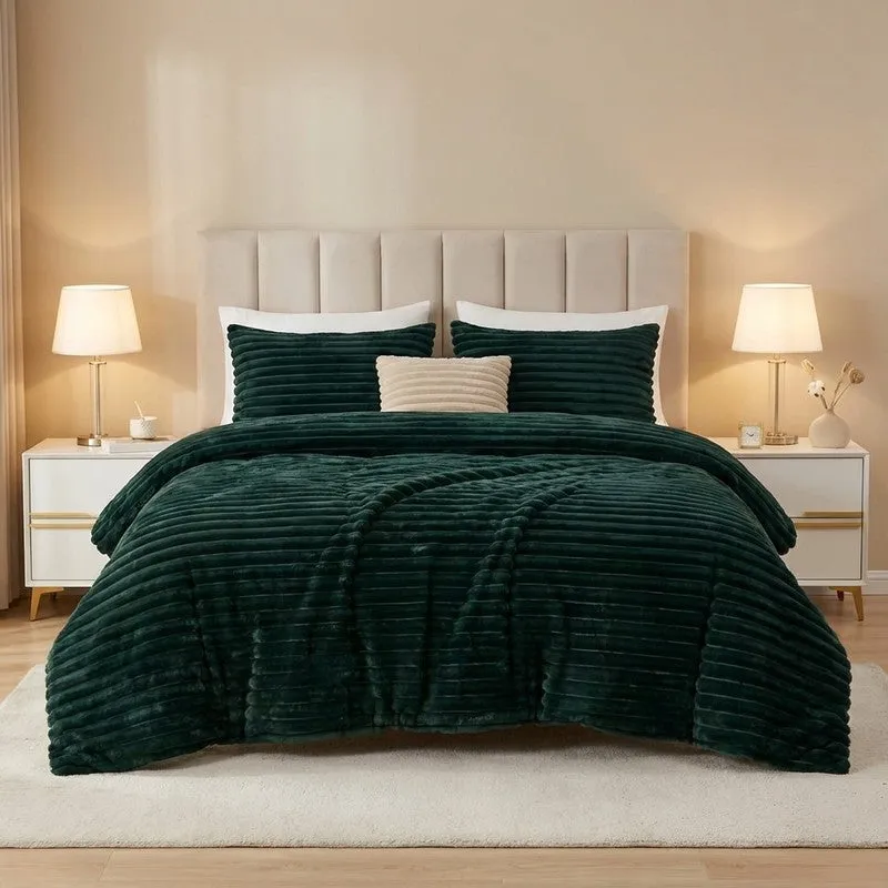 PureDrape Comfort (Green) Bedding Set - Four Piece Set media 1