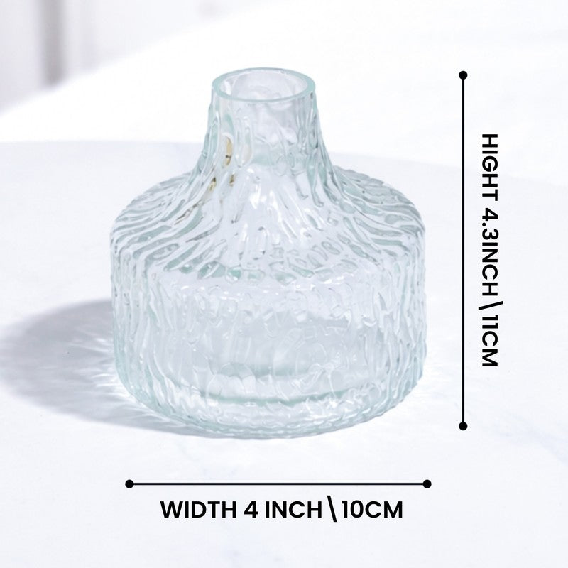 Lysandra Glass Vase media 9