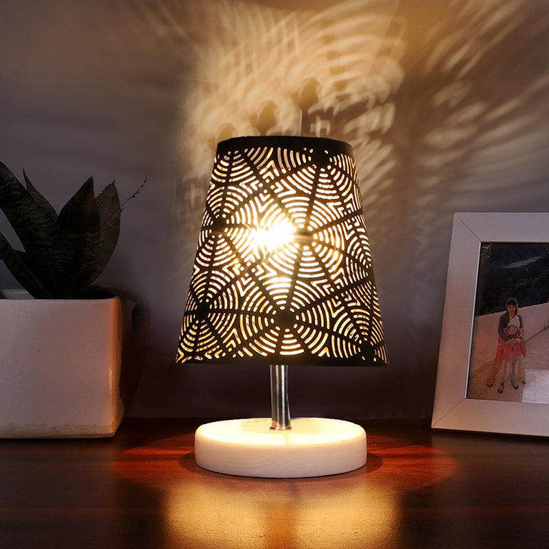 Vero Etched Metal Table Lamp - Black,White