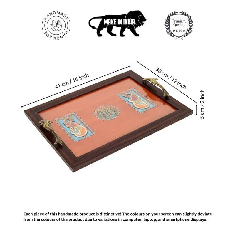 Paari tray shown with visible 41 by 30 by 5 cm dimensions