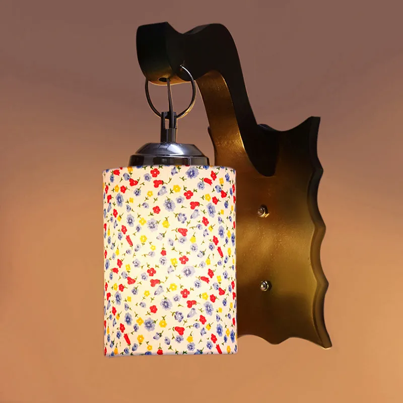 Delphi Tiny Fleurs Wooden Wall Lamp media 5