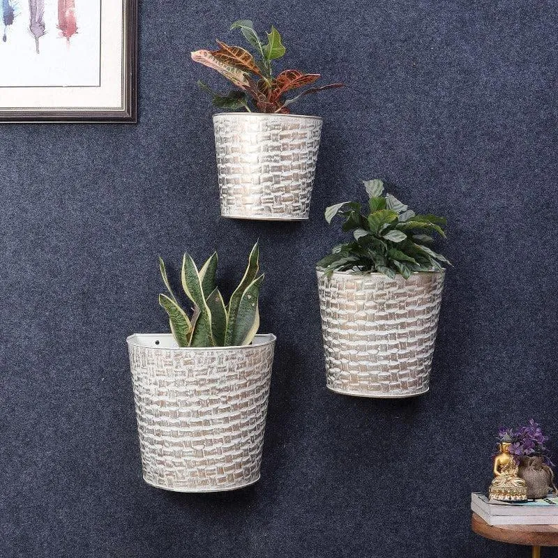Virika Vasa Planter (White) - Set Of Three media 3
